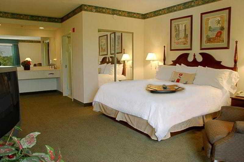 Holiday - West By Ihg St. Petersburg